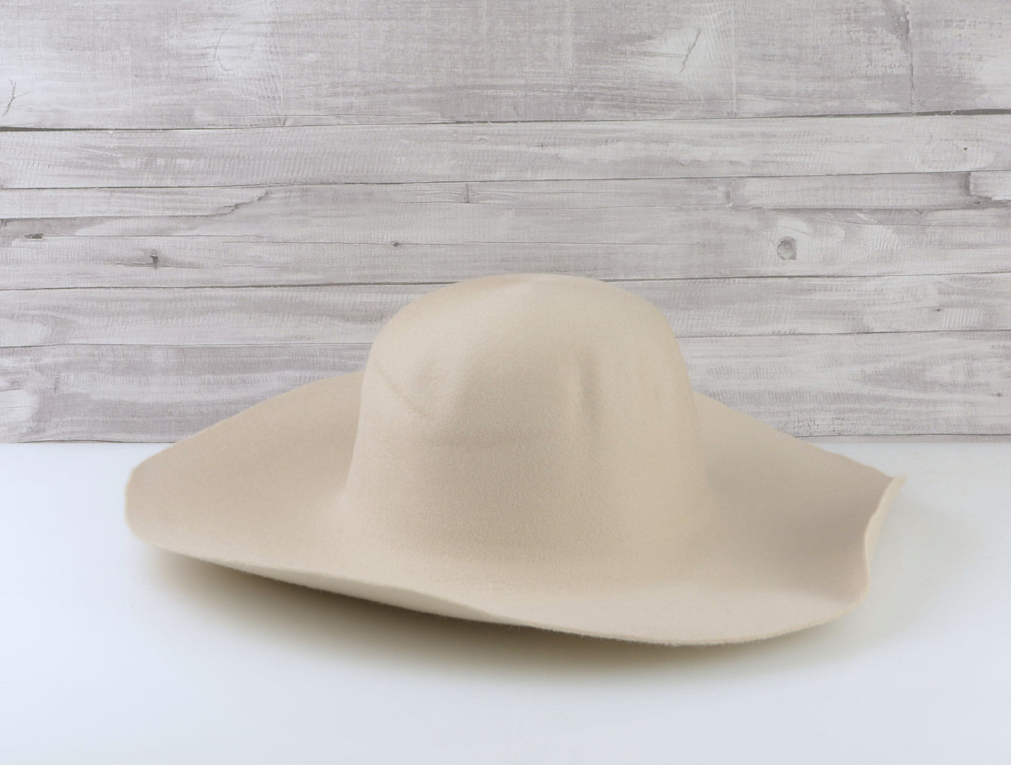Premium Wool Felt Capelines