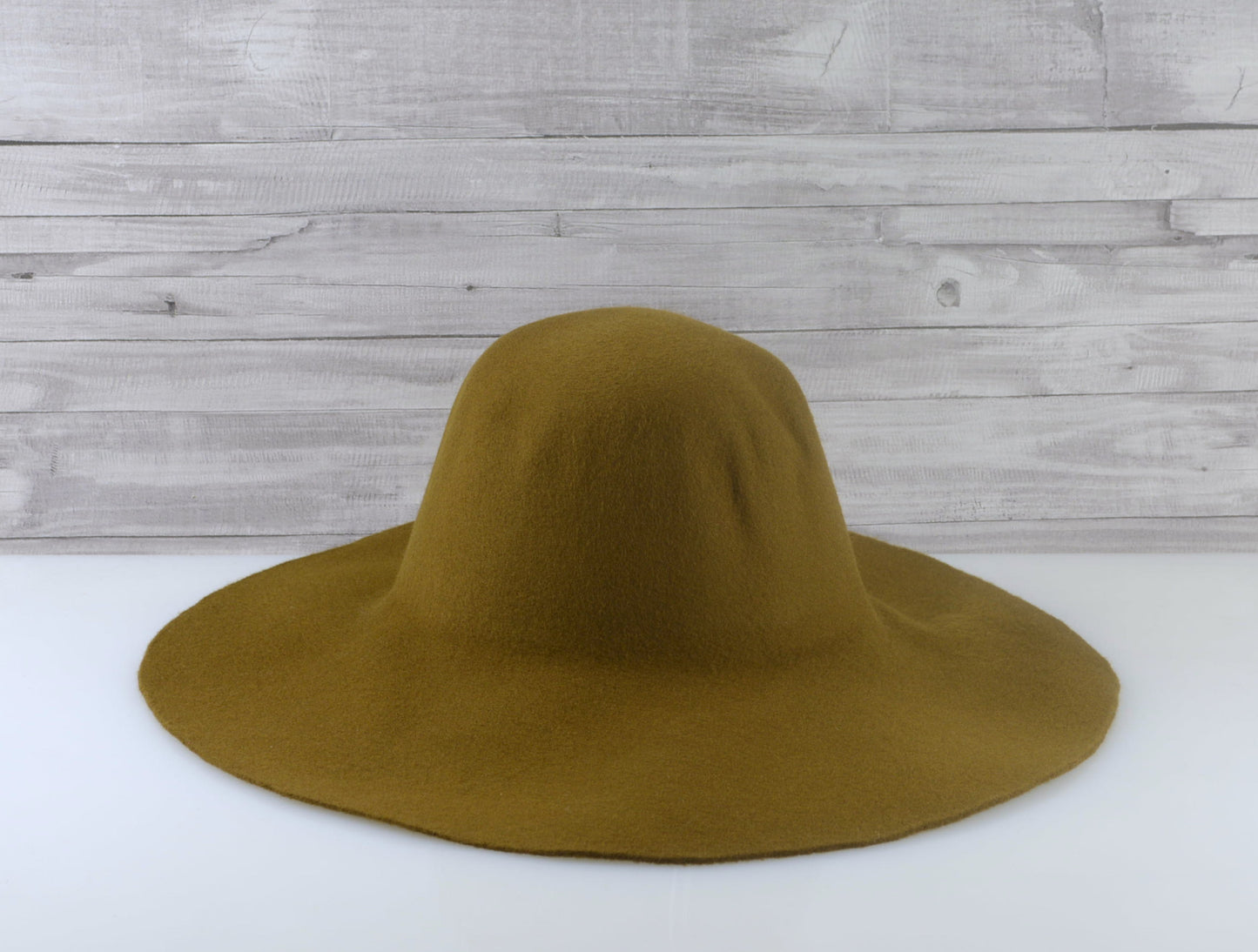 Premium Wool Felt Capelines