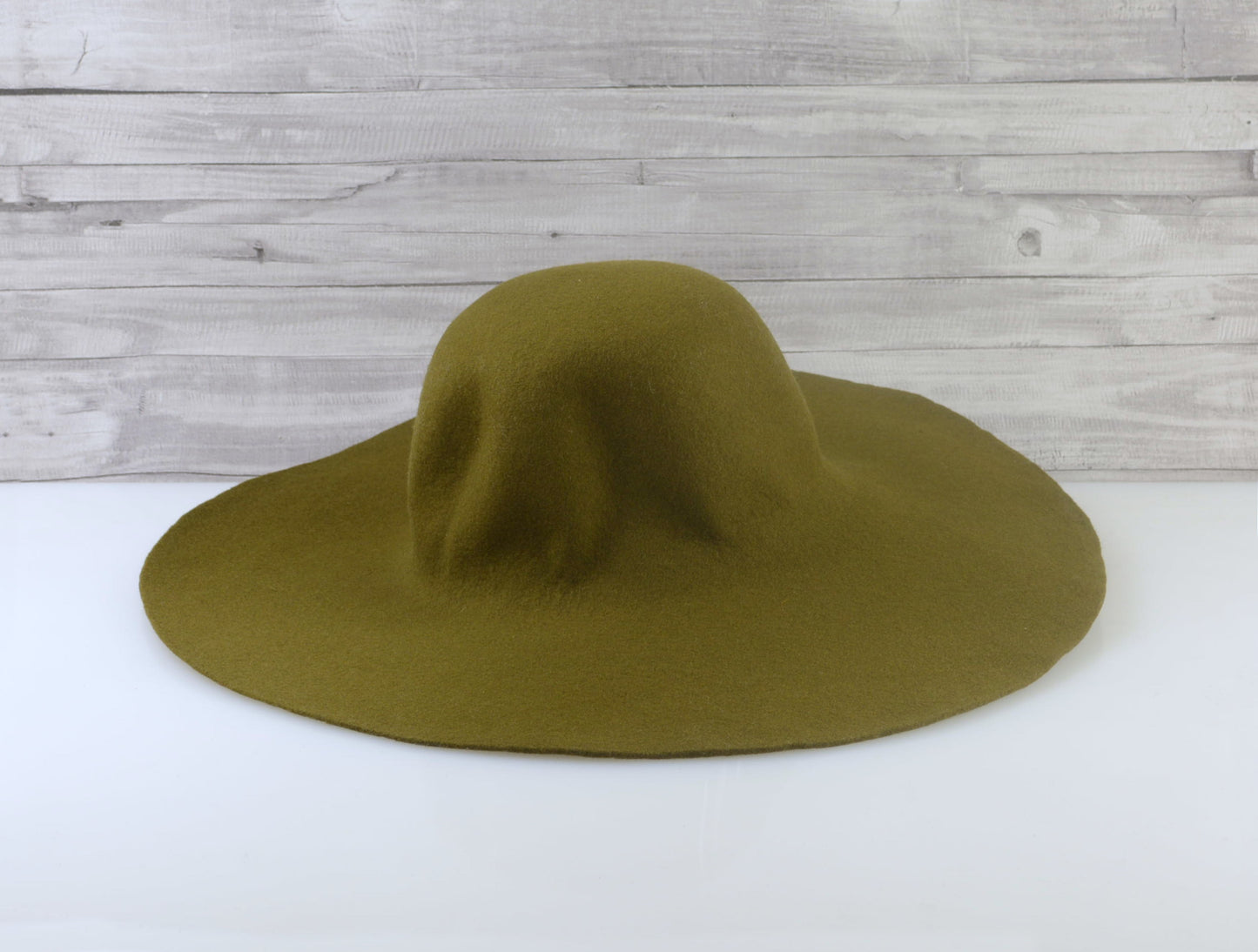 Premium Wool Felt Capelines
